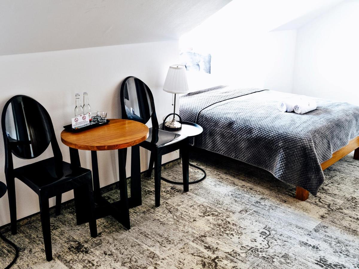Dwor Karwacz Bed & Breakfast Przasnysz Bagian luar foto
